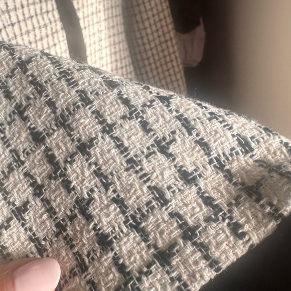 Urban Revivo Tweed Plaid Contrast Trim Dress - Picture 5 of 12